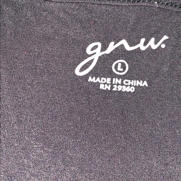 Tank-top - Picture 3 of 3